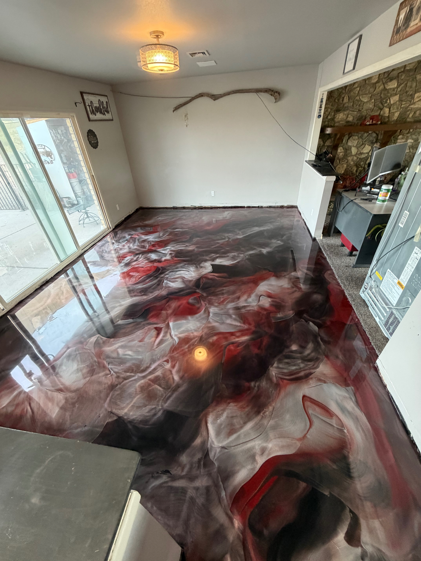 Crimson Metallic Home detail 3